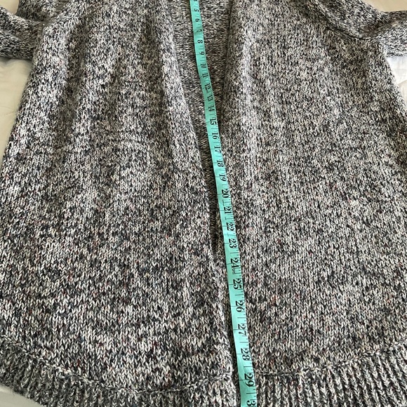 Loft Gray sweater - Picture 6 of 6